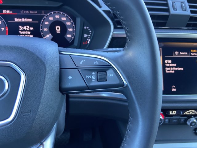 Used 2020 Audi Q3 2.0T Premium AWD/4WD image 19