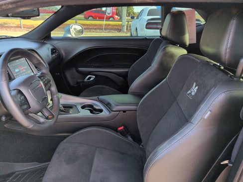 Certified 2023 Dodge Challenger R/T Scat Pack w/ Plus Package image 13