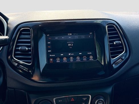 Used 2021 Jeep Compass Latitude w/ Sun and Sound Group FWD image 14