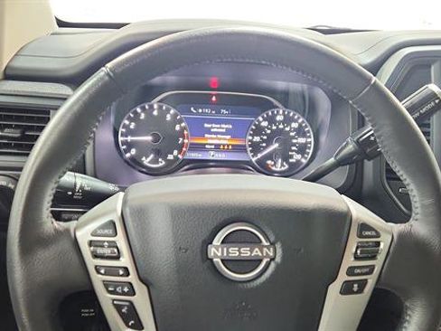 Used 2024 Nissan Titan SV w/ SV Convenience Package image 15