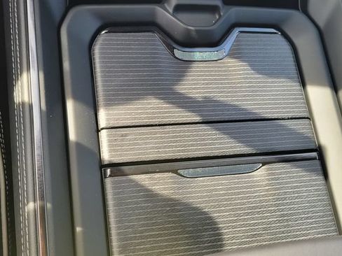Used 2024 RAM 3500 Limited AWD/4WD image 25