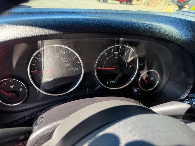 Used 2013 Jeep Wrangler Unlimited Sport AWD/4WD image 25