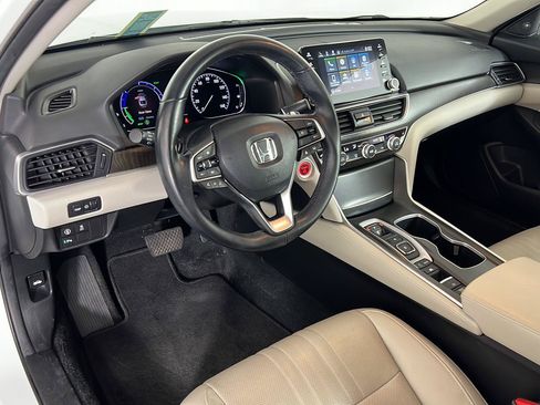 Used 2021 Honda Accord EX-L image 2