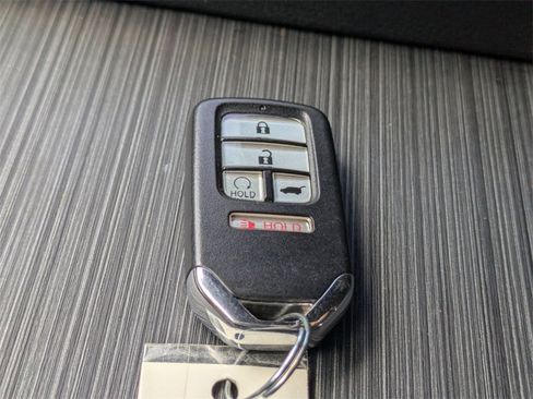 Used 2022 Honda Pilot Sport image 42