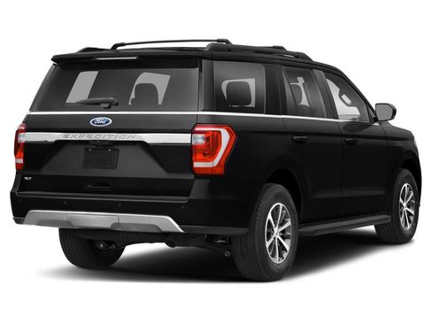 Used 2021 Ford Expedition XLT AWD/4WD image 2