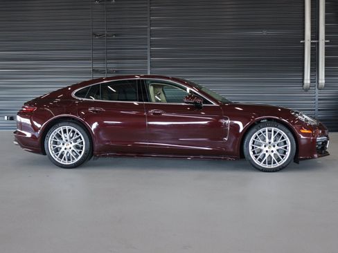 Used 2020 Porsche Panamera 4S AWD/4WD image 11