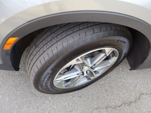 Used 2025 Chevrolet Blazer LT image 40