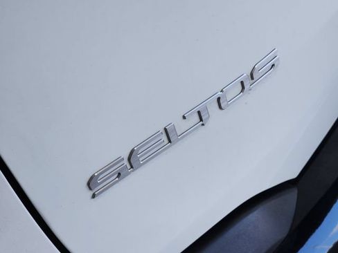 Used 2026 Kia Seltos S FWD image 10