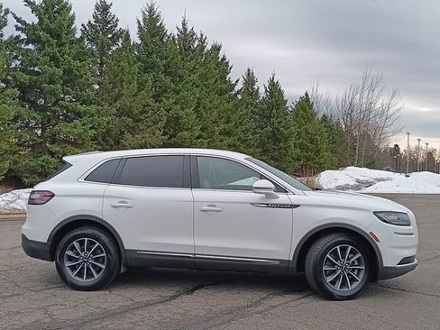 Used 2022 Lincoln Nautilus AWD image 21