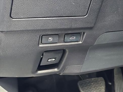 Used 2025 Lexus ES 300h w/ Premium Package image 19