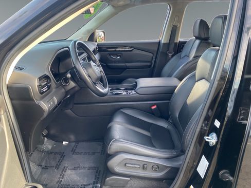 Used 2024 Honda Pilot EX-L image 9