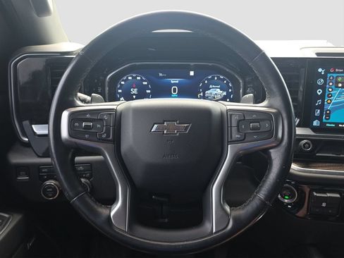 Used 2022 Chevrolet Silverado 1500 RST w/ Convenience Package II AWD/4WD image 9