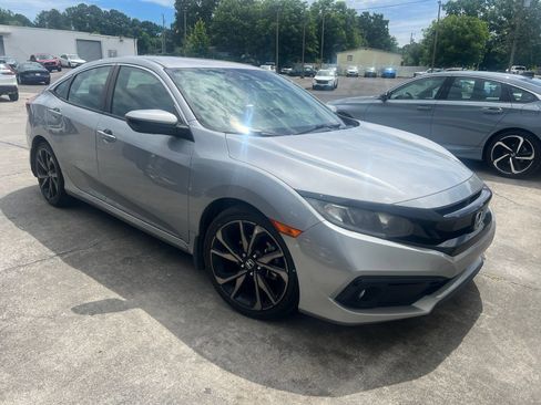 Used 2020 Honda Civic Sport image 2