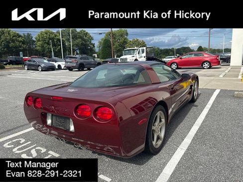 Used 2003 Chevrolet Corvette Coupe w/ Preferred Equipment Group RWD image 6