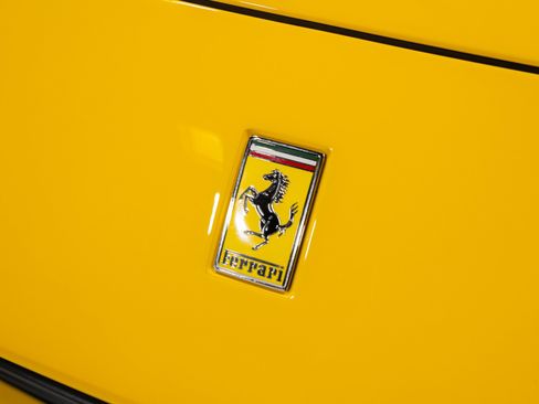Used 2023 Ferrari Portofino M RWD image 24