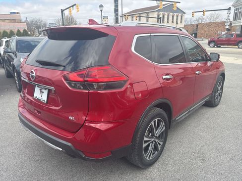 Used 2017 Nissan Rogue SL FWD image 5