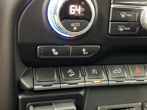 Used 2021 GMC Sierra 1500 SLT AWD/4WD image 23