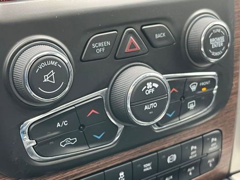 Used 2018 RAM 3500 Laramie AWD/4WD image 20