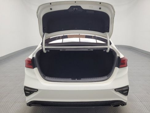 Used 2020 Kia Forte LXS FWD image 29