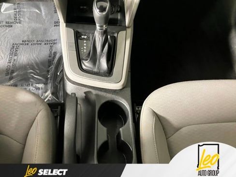 Used 2019 Hyundai Elantra SE FWD image 15