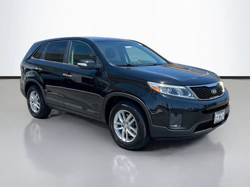 Used 2014 Kia Sorento LX FWD image 3