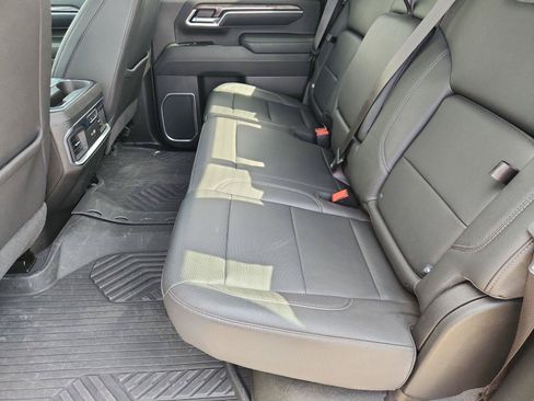 Used 2024 Chevrolet Silverado 2500 LTZ w/ LTZ Premium Package AWD/4WD image 26