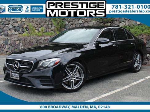 Used 2018 Mercedes-Benz E 400 4MATIC Sedan image 1