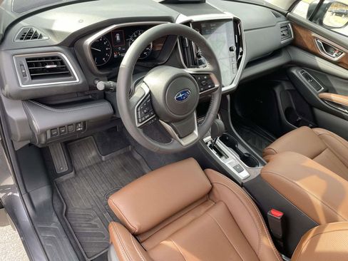 Certified 2025 Subaru Ascent Touring w/ Popular Package #2 image 19