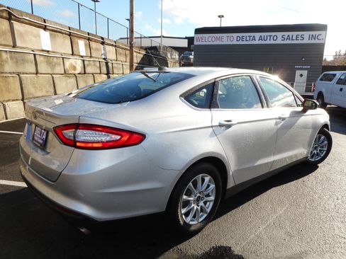 Used 2015 Ford Fusion S image 7