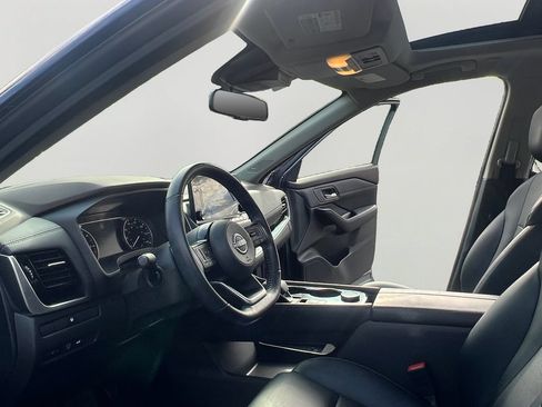Used 2023 Nissan Rogue SL w/ SL Premium Package AWD/4WD image 9
