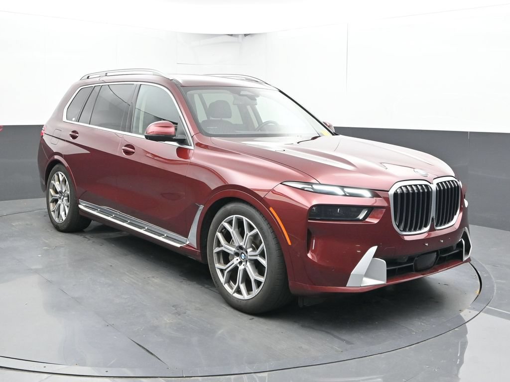 Used 2025 BMW X7 xDrive40i AWD/4WD image 6