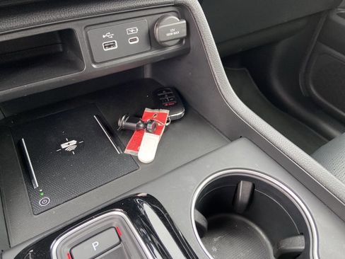 Used 2025 Honda Pilot Elite image 38