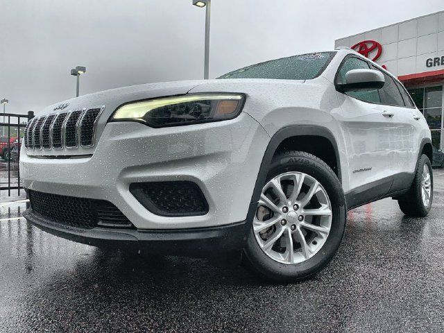 Used 2020 Jeep Cherokee Latitude FWD image 3