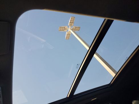 Used 2021 Cadillac Escalade ESV Sport w/ Driver Assist Tech Package image 34