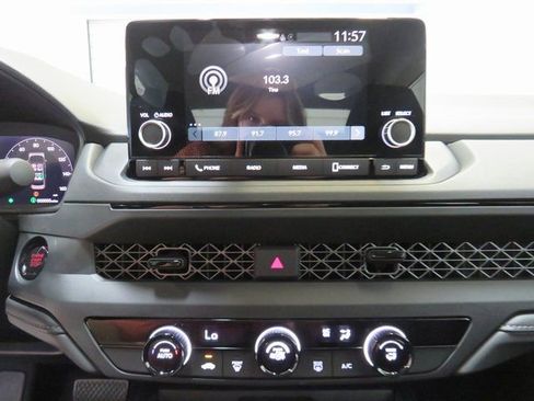 New 2025 Honda Accord LX image 5