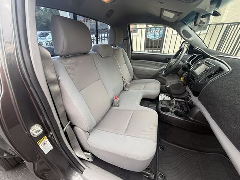 Used 2013 Toyota Tacoma 2WD Regular Cab image 20