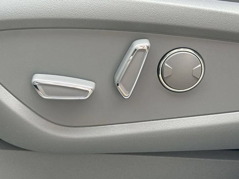 Certified 2023 Lincoln Nautilus Reserve AWD/4WD image 14