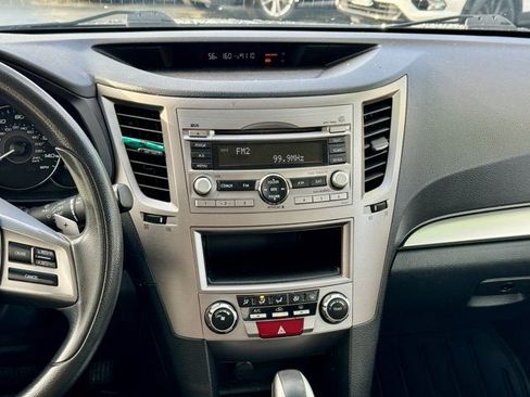 Used 2012 Subaru Outback 2.5i AWD/4WD image 15