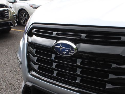 New 2025 Subaru Ascent Onyx Edition image 3