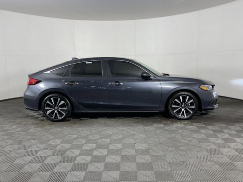 Used 2024 Honda Civic EX-L image 5