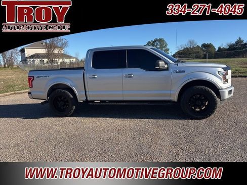 Used 2015 Ford F150 XLT w/ Equipment Group 302A Luxury image 10
