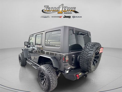 Used 2018 Jeep Wrangler Unlimited Sport w/ Connectivity Group image 7