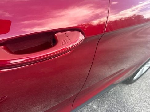Used 2019 Ford Edge SEL w/ Equipment Group 201A FWD image 12