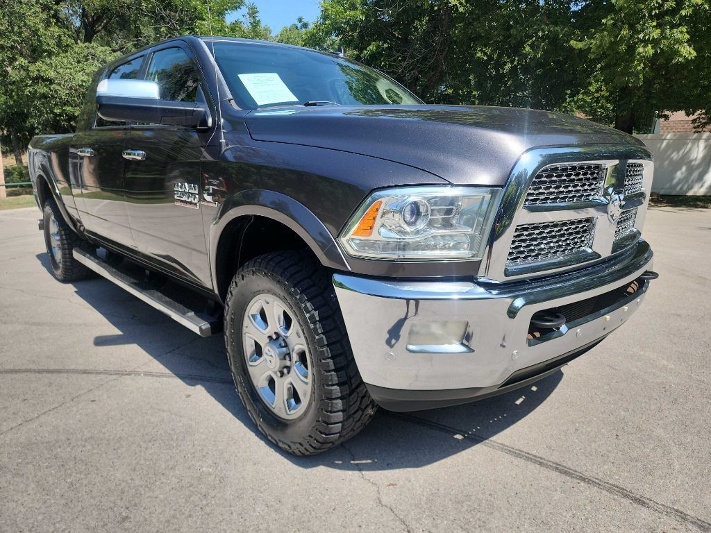 Used 2016 RAM 2500 Laramie AWD/4WD image 1
