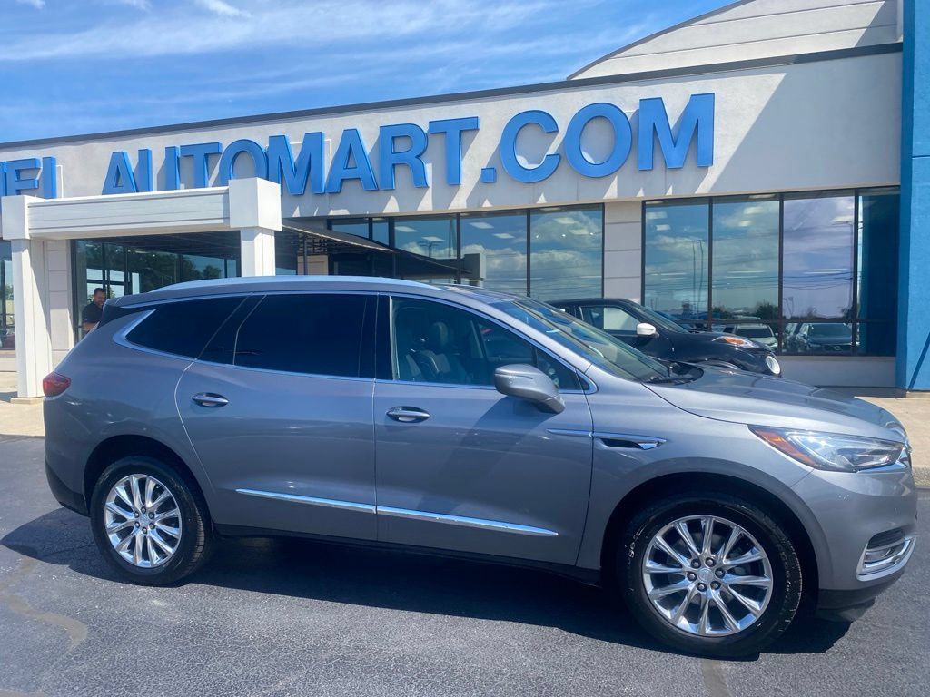 Used 2018 Buick Enclave Premium w/ Experience Buick Package AWD/4WD image 2