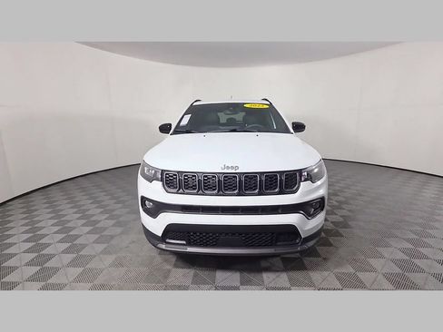 Used 2025 Jeep Compass Latitude w/ Altitude Special Edition AWD/4WD image 49