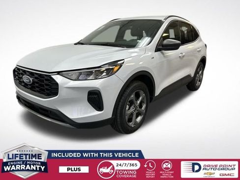 Used 2025 Ford Escape ST-Line image 4