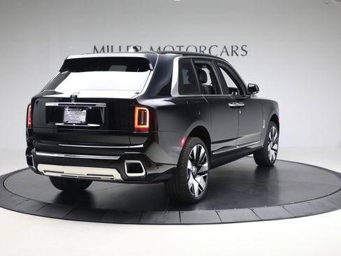 New 2026 Rolls-Royce Cullinan image 2