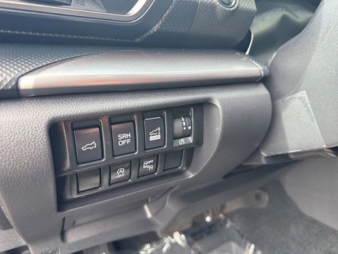 Used 2021 Subaru Forester Premium AWD/4WD image 28