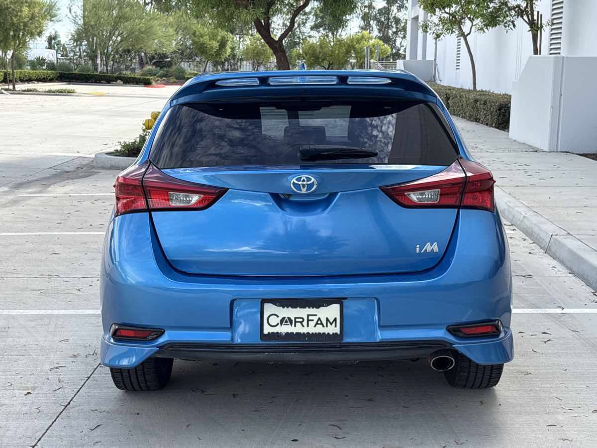 Used 2017 Toyota Corolla iM w/ Carpet Mat Package FWD image 4
